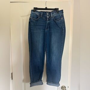 Judy Blue Ankle Cropped Blue Jeans in vintage “Lawman” jean style